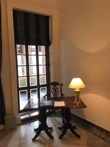 The Harrington Residency