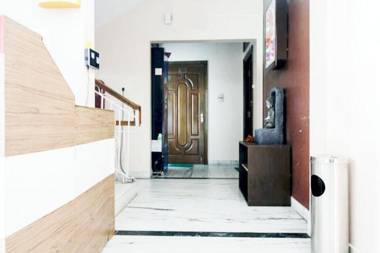 Anamitra Guest House