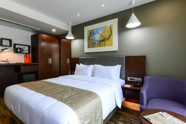 Howard Johnson by Wyndham Kolkata Airport