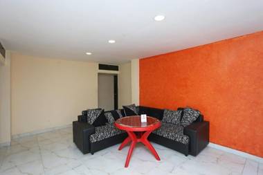 OYO 8812 White Palace Hotel & Resort New Alipore