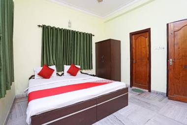 OYO 9316 Honey Regency