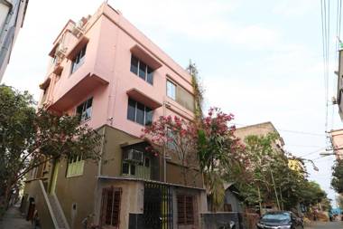 OYO 11530 Maa Tara Guest House