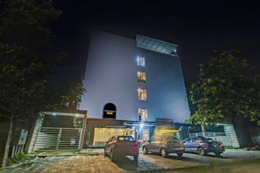 Townhouse OAK The Platinum Studio 50