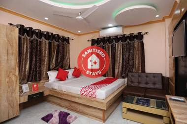 Collection O 22909 Guestopolis