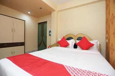 Collection O 24907 Hotel California