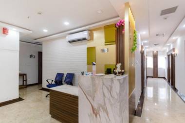 Collection O 76598 Revaa