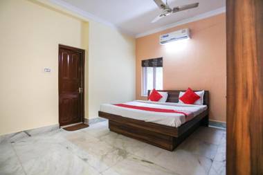OYO 65902 Vicky Guest House