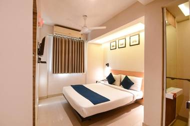 FabHotel Mayfair Tower Hussainpur - Fully Vaccinated Staff