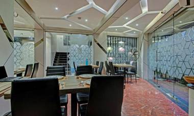 Treebo Trend Glassotel Ruby