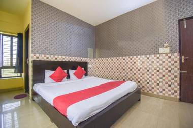 OYO Flagship 72260 Seema International