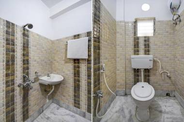 OYO 78107 Diamond Plaza