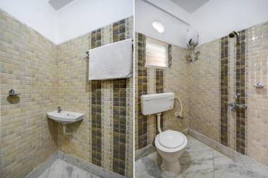 OYO 78107 Diamond Plaza