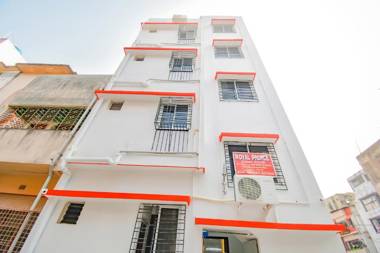 OYO Flagship 78811 Royal Palace