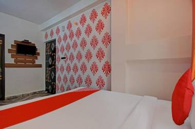 OYO 80734 New Diamond Palace