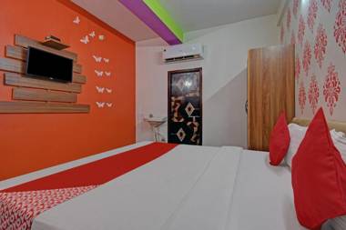 OYO 80734 New Diamond Palace