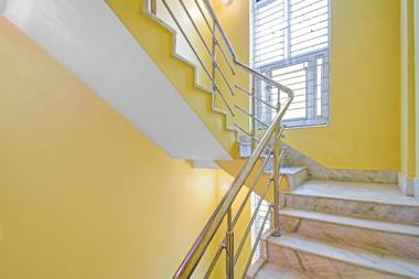 Flagship 83239 Royal Plaza