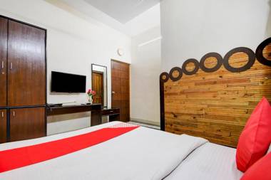 OYO Flagship 83777 Sima Inn