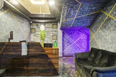 OYO Flagship 81894 Silver Orchid