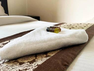 The Aster Homestay - Bedrooms & Apartments