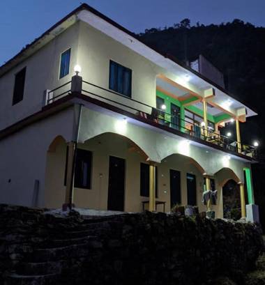 Dreamy Sunrise by StayApart