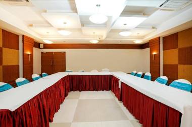 FabHotel Cambay Sapphire