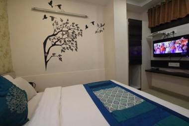 Shree Akshar Restaurant and Hotel