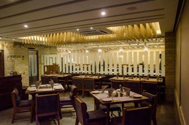 Hotel Grand Elegance