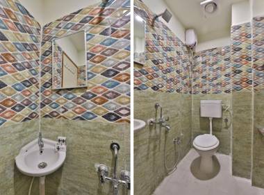 OYO 30712 Hotel Surya