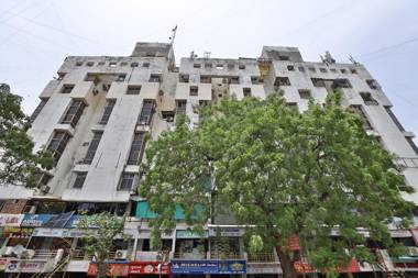 OYO 42047 Hotel Skyland