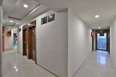 OYO 42047 Hotel Skyland