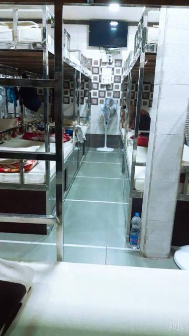 Shree Mahakali Guest House & Dormitory