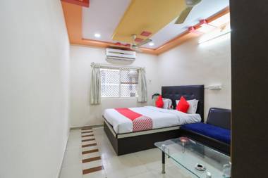 OYO 60599 Kabir Residency