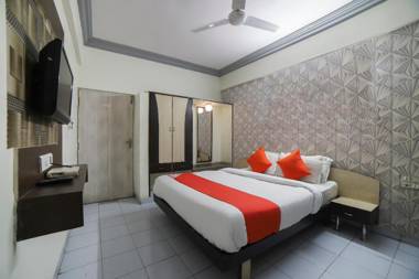 OYO 69380 Hotel City Pulse