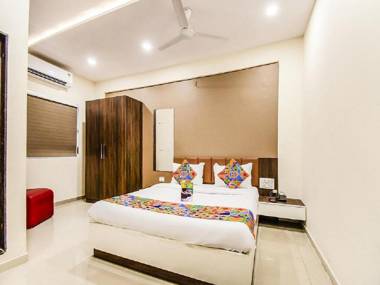 Hotel Pratiksha Naroda
