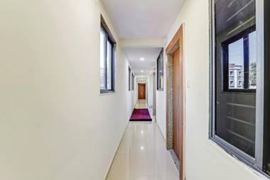 SPOT ON 71099 Hotel Star