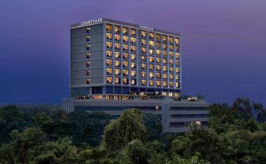 Courtyard by Marriott Ahmedabad Sindhu Bhavan Road