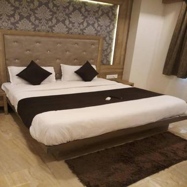 Hotel Hill Park ( Odhav)