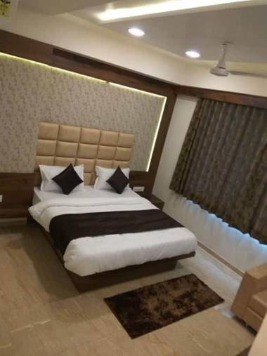 Hotel Hill Park ( Odhav)