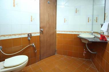 OYO Rooms 32149 Hotel Liberty