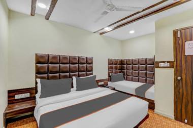 Collection O 83963 Hotel Silver Inn