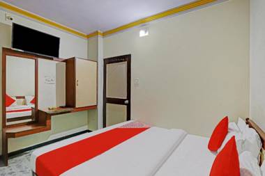 OYO 85343 Hotel Trupti