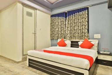 OYO 82211 Hotel Shekhawat Palace