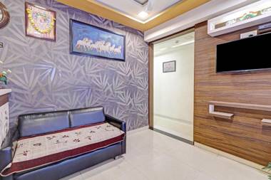 OYO Flagship 86941 Hotel Lincoln Inn