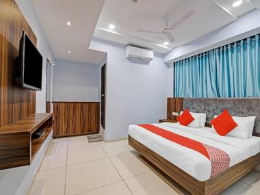 OYO Flagship 87365 Hotel Bharosa