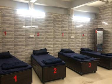 Charyana Backpackers