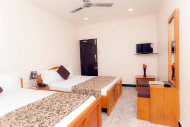 Hotel Rathnavel Towers