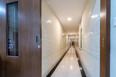 Hotel Mount Kailash Suites