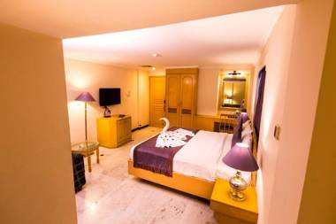 Hotel Grand Residence