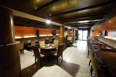 Bhimaas Temple Tree Hotel