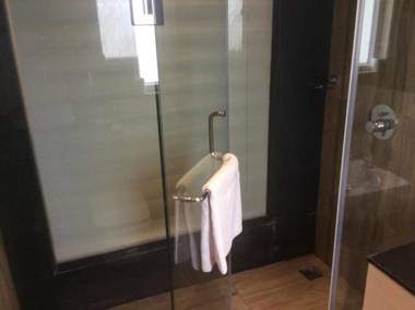 The Lotus Hotel Sameera